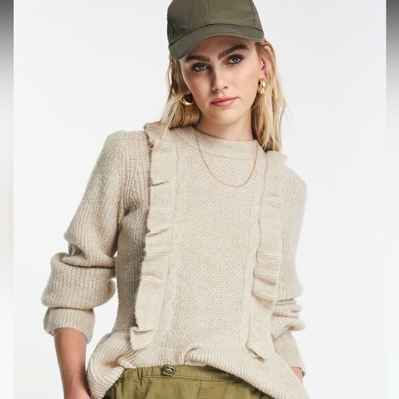 ASOS  Y.A.S Cream Ruffle Knit Sweater NWT size medium - Picture 1 of 11